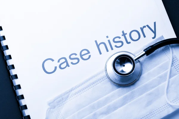 Case history, stetoscopio e maschera — Foto Stock