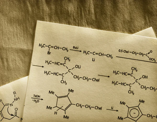 Chemie mit Reaktionsformel in der Tonung — Stockfoto