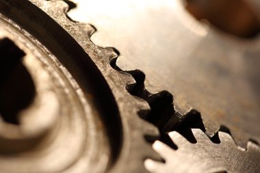 bağlantı içinde üç çelik cogwheels