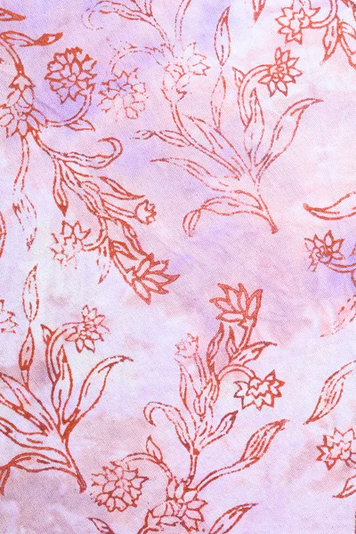 Batik de seda con flores abstractas —  Fotos de Stock