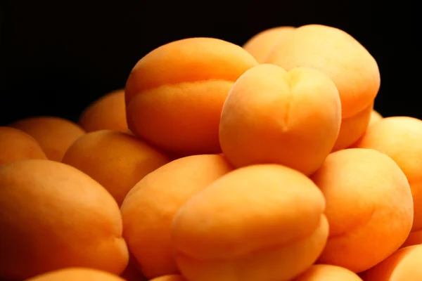 Heap of ripe apricots — Stock Photo, Image