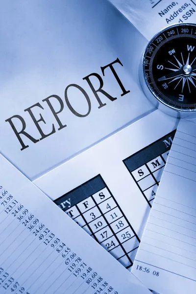 Presupuesto operativo, calendario, brújula e informe —  Fotos de Stock