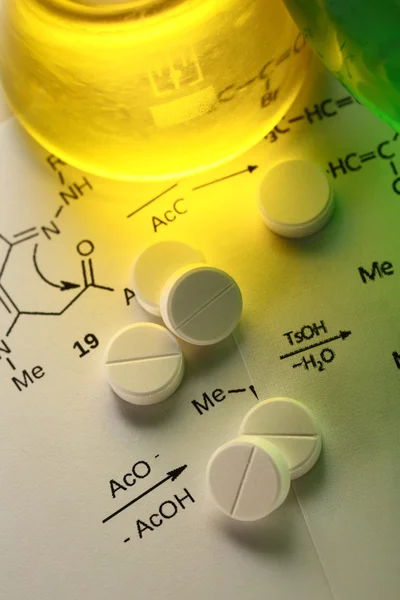 Chemie en pillen — Stockfoto