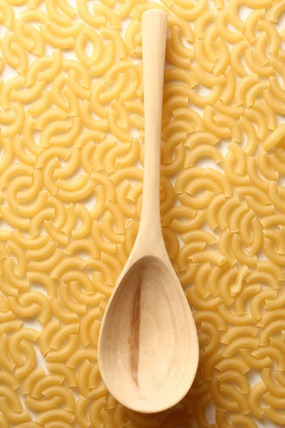 Tubos de pasta fondo con cuchara — Foto de Stock