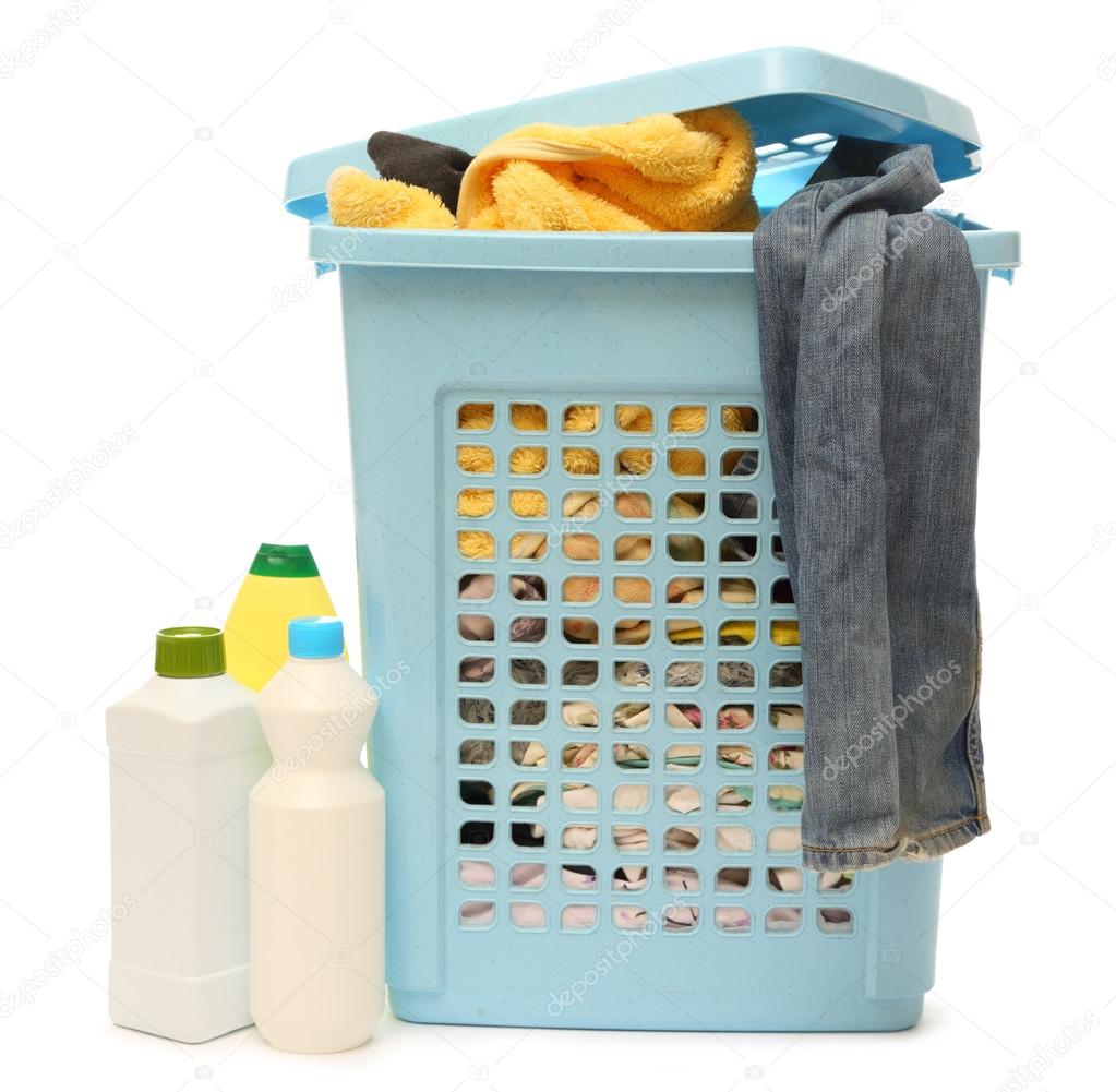 Washing basket with detergent