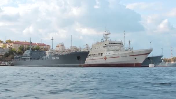 Navios na baía de Sebastopol — Vídeo de Stock