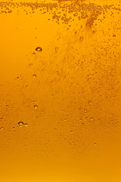 Φυσαλίδες της μπύρας. Εικόνα Αρχείου