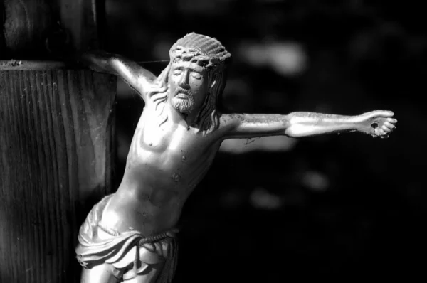 Figura de Jesus crucificado . — Fotografia de Stock