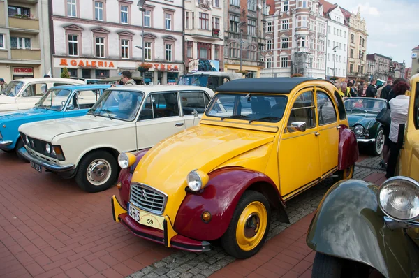 Přehlídka historických vozidel — Stock fotografie