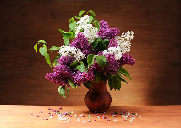 Lilac in a vase — Stock Photo, Image