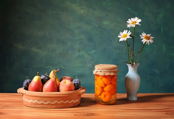 Fresh fruit and compote apricots — Stock Photo, Image