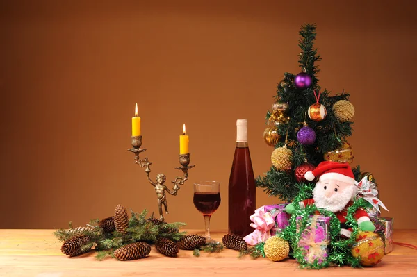 Árbol de Navidad decorado con —  Fotos de Stock