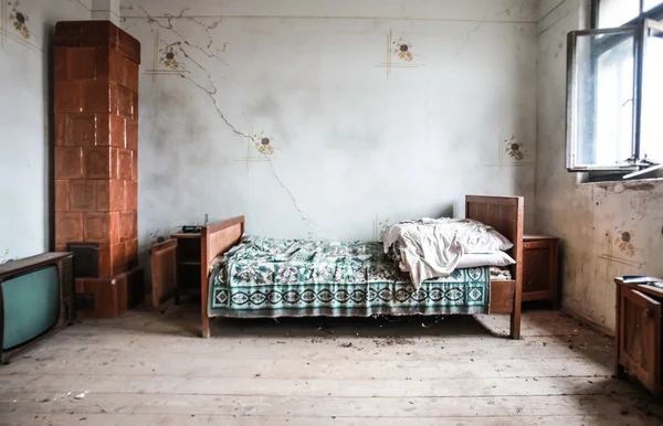 Abandoned bedroom — Stock Photo, Image