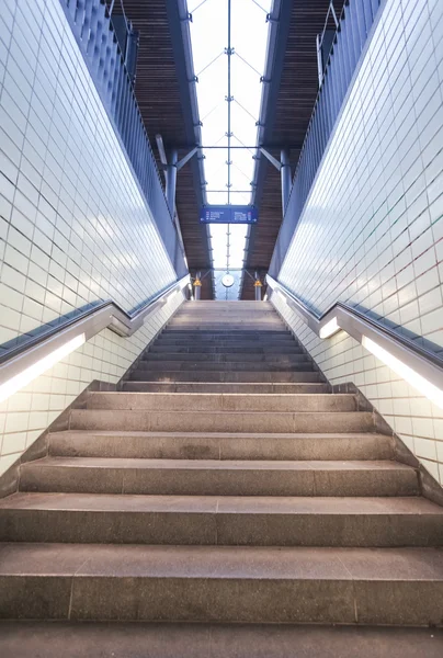 Stairs to the platform — Stock Photo, Image