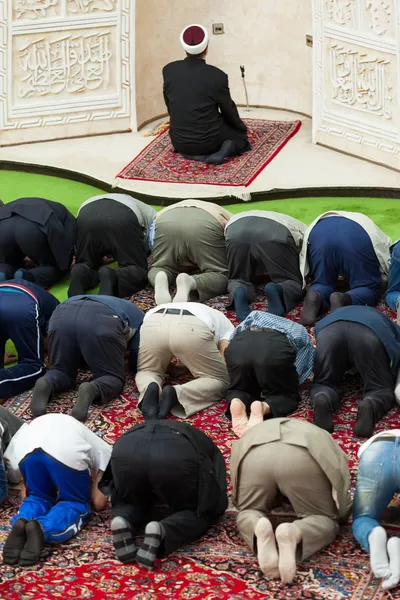 Afternoon prayer in mosque — Stock Photo, Image