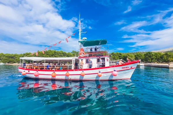 Barco de excursão — Fotografia de Stock