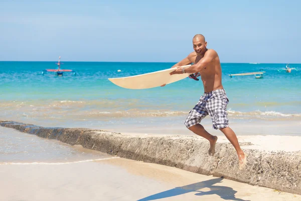 Jumping surfer — Stock Photo, Image