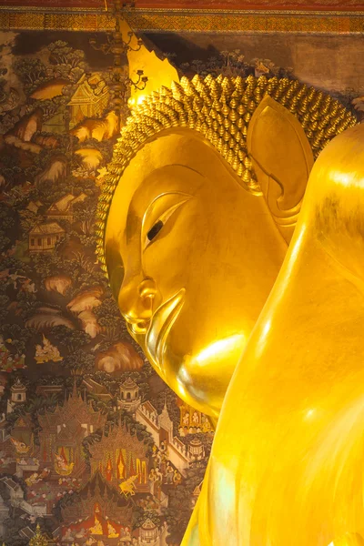 Reclining Buddha — Stock Photo, Image