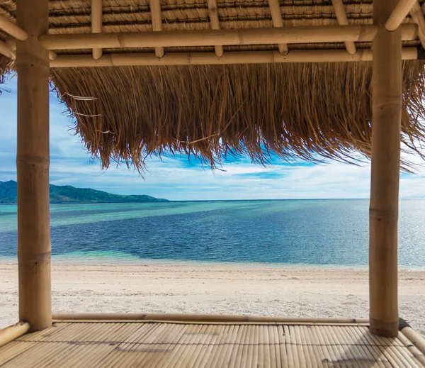 Vista mar da cabana de bambu — Fotografia de Stock