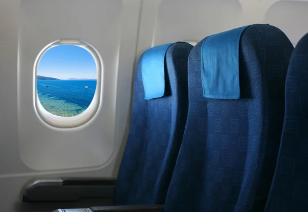 Siège et fenêtre de l'avion — Photo