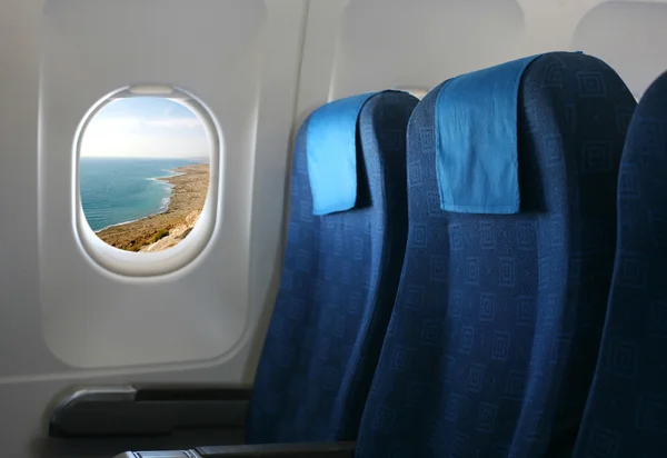Asiento y ventana del avión — Foto de Stock