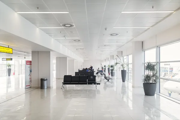 Waiting lounge at Belgrade airport Nikola Tesla — Stock Photo, Image