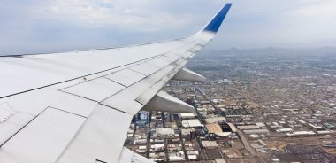phoenix, arizona, bir yolcu uçağı gelen görünümü