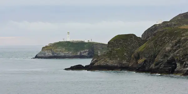 Blick auf den Leuchtturm von South Stack, Wales — Stockfoto