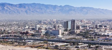 şehir merkezinde bir havadan çekim tucson, arizona