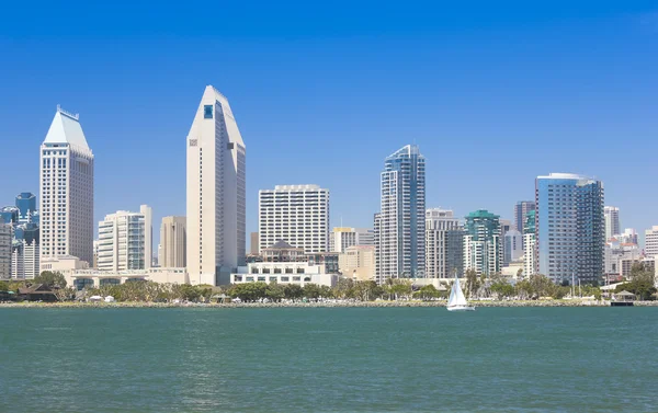 Вид San Diego Bay та центру міста — стокове фото