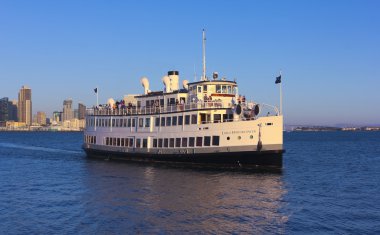 lord hornblower yemek cruise, san diego