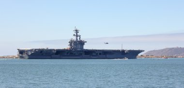 Bir kadeh Uss Carl Vinson (Cvn-70)