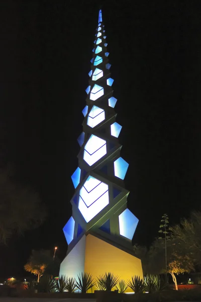 A Frank Lloyd Wright Spire Night Shot — Stock Photo, Image