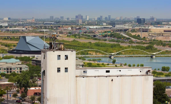 A Hayden Flour Mill and Tempe Town Lake Shot — Stock Photo, Image