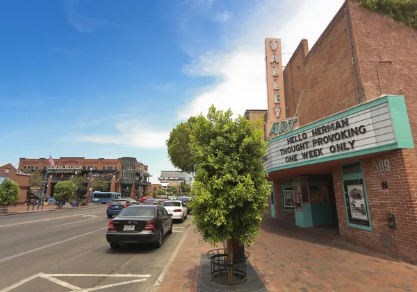 Una mulino viale strada scena, tempe, arizona — Foto Stock