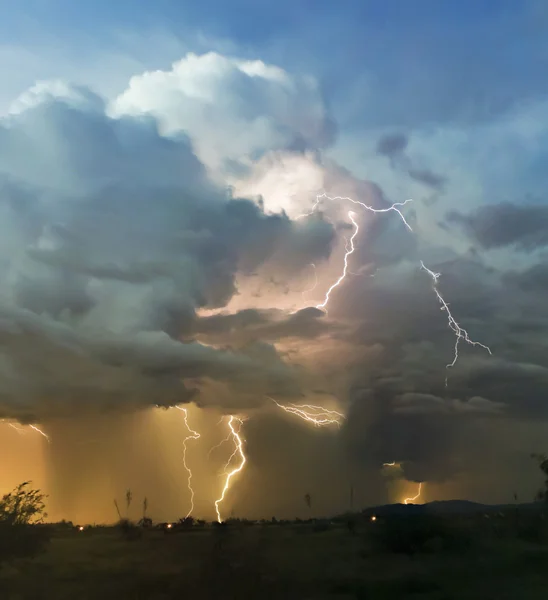 A Chaotic Thundercloud with Lightning Strikes Within — Stock Photo, Image