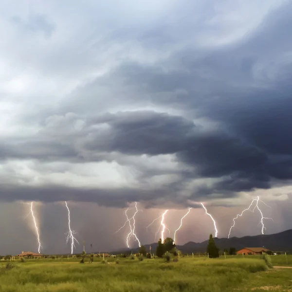 A Dance of Lightning Bolts in the Foothils — Stock Photo, Image