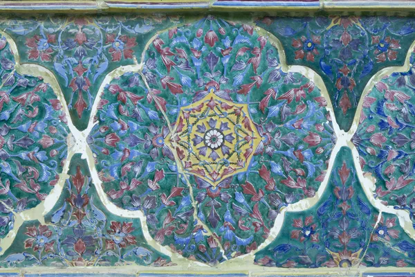 タイ芸術の花模様の壁 — ストック写真
