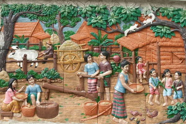 Native molding art on wall in thai style — Stock Photo, Image