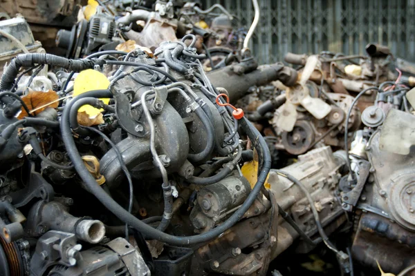 Chatarra de metal del motor del coche — Foto de Stock