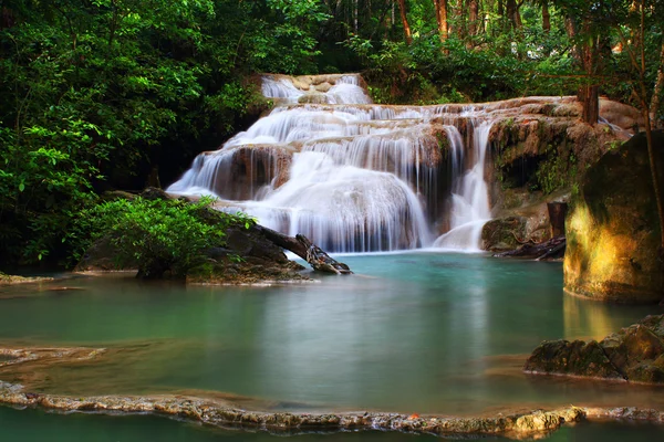 Cachoeira de Erawan, Kanchanaburi, Tailândia Imagem De Stock