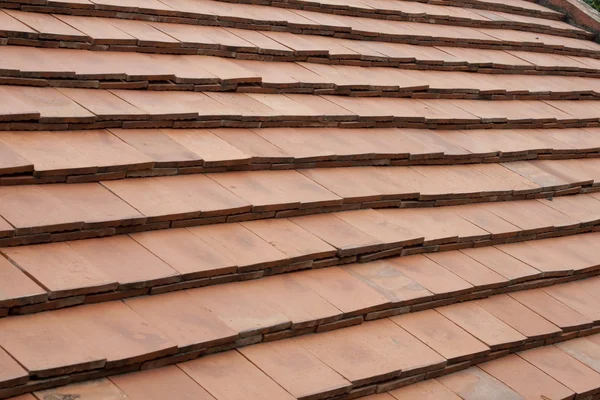 Dach dachówka jako tło — Zdjęcie stockowe