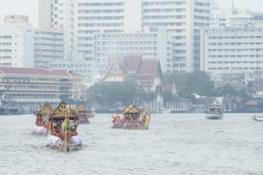 Bangkok, Tayland-hayır vember, 2: royal mavna alayı egzersizleri yapılacak royal kathin töreni vesilesiyle yerleştirmek wat arun ratchavararam, Bangkok, Tayland novem ber 2,2012,.