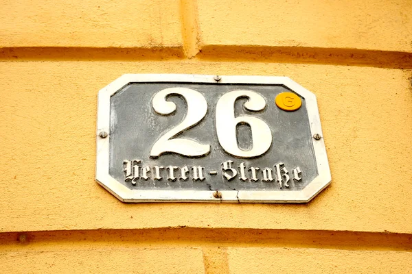 Avusturya sokak işareti