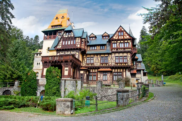 Musée Pelisor à Sinaia, Roumanie . — Photo