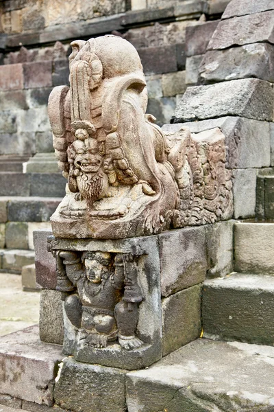 Estátua de pedra em Candi Sambisari templo hindu subterrâneo, Java , — Fotografia de Stock