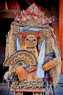 Barong dance maske aslan, ubud, bali