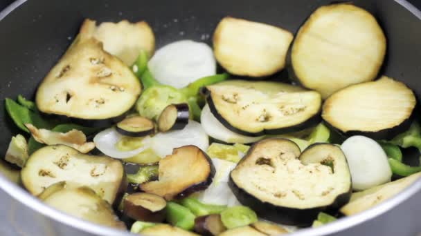 Vegetables in the pan — Stock Video