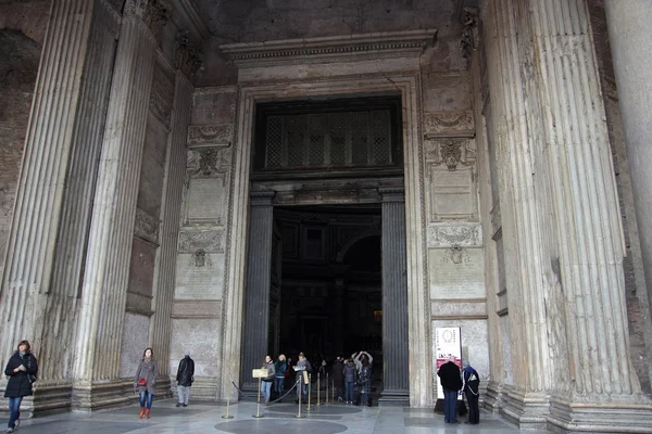 Pantheon entrance — Stock Photo, Image