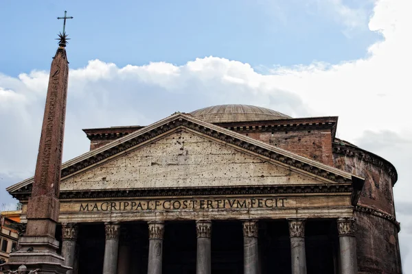 Facade of the Pantheon — Stock Photo, Image